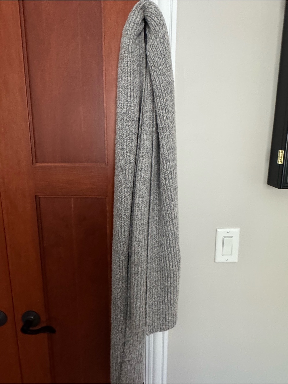 Gray Heathered Chunky Knit Scarf Cozy Ribbed Winter Scarf - Picture 2 of 6